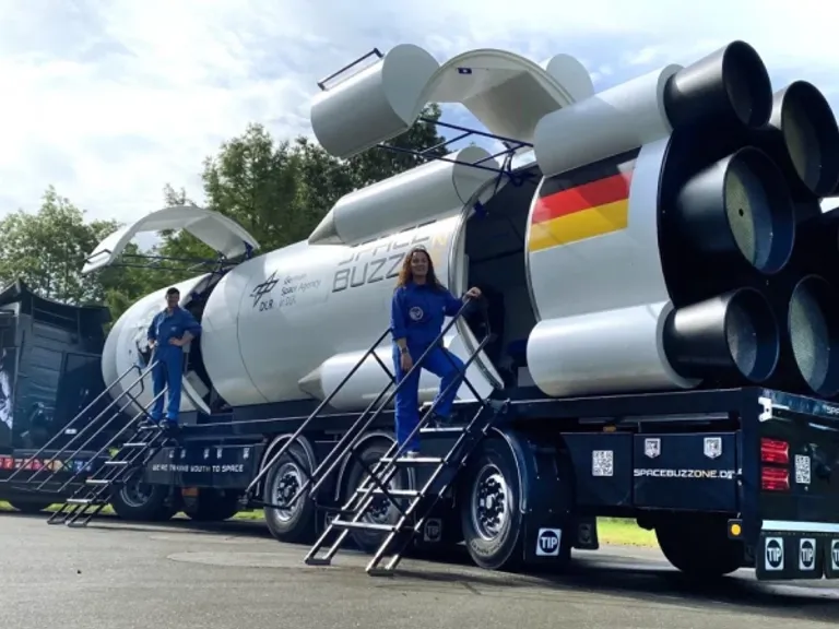 SpaceBuzz: Zažijte vesmír na vlastní kůži