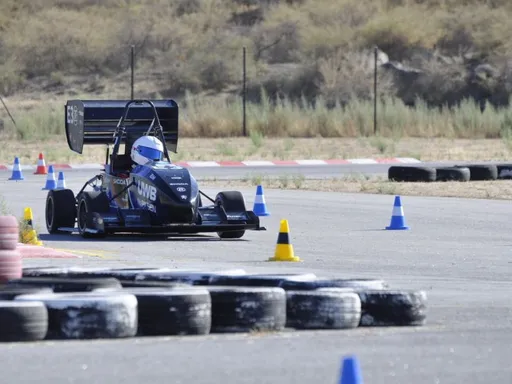 První elektrická formule ZČU přivezla z Portugalska bronz