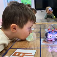 Roboťáci objevitelé