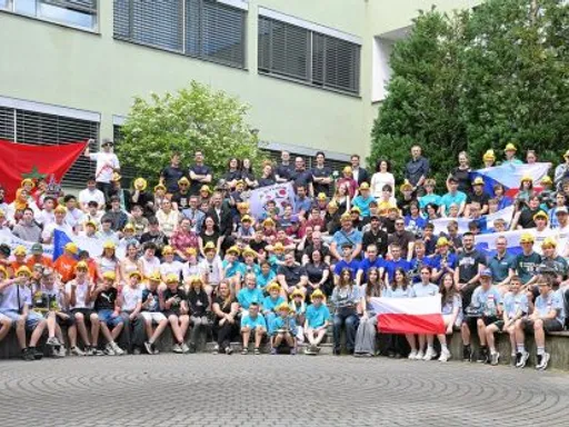 Robotwarriors z Centra robotiky vybojovali 2. místo na VEX IQ Czech Open 2026