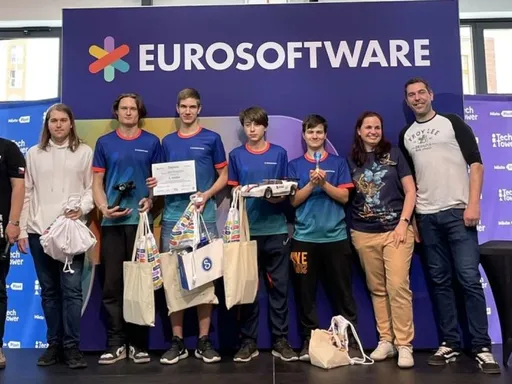 Úspěchy týmu Hydra Racing Pilsen ukazují, jak funguje PINE