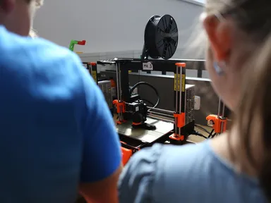 Kreativní TE–FY laborato ř