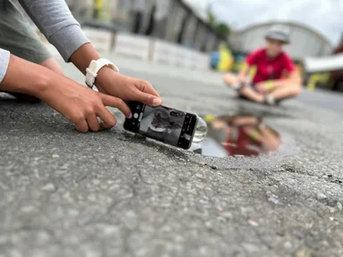 Foť jako bůh (s mobilem)