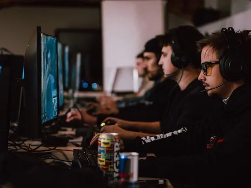 Plzeň uspořádala první esportový turnaj, soutěžící přijeli z celé republiky