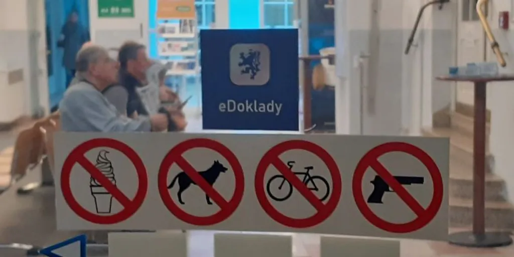 Plzeňský magistrát již přijímá elektronické doklady